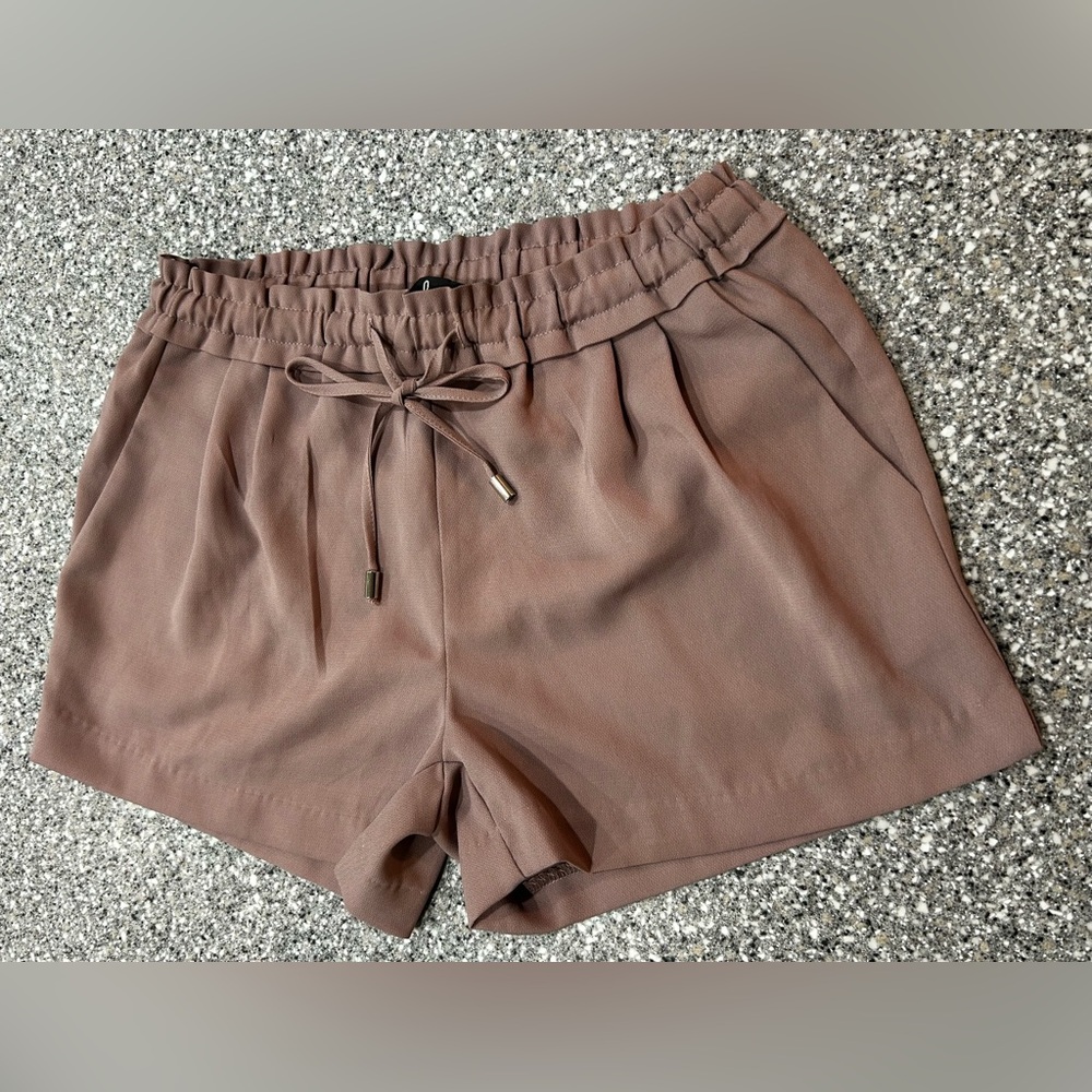 Lulus High Waisted Paperbag Tie Waist Shorts S